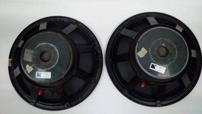 
L.ACOUSTICS HP RC 181 8 OHMS, très bons...