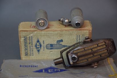 Deux micros LEM

LEM, type305 micro à ruban,...