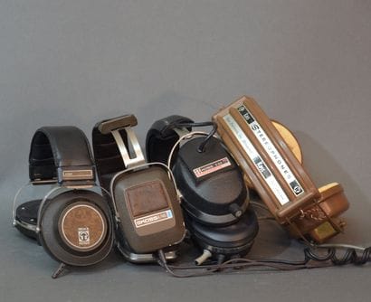 Lot de de quatre casques KOSS dont :

KOSS...