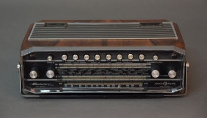 RADIONETTE EXPLORER, radio à  transistors...