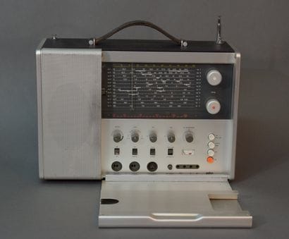 BRAUN T1000 CD radio multi-bandes haut de...