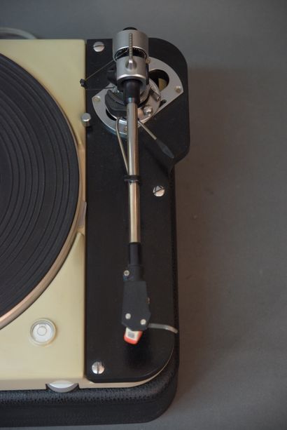 THORENS TD124 MK1, & SME M2-9 belle et mythique...