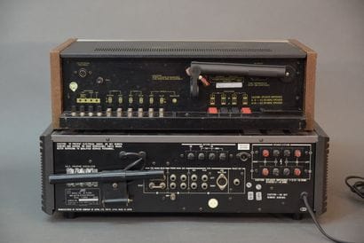 Deux ampli-tuners JVC et Pioneer :

JVC JR-S200L,...
