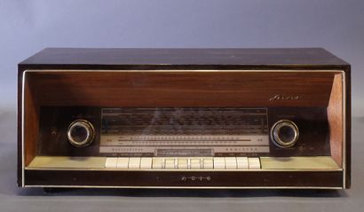 Radio GRUNDIG 5299 STEREO et deux enceintes...
