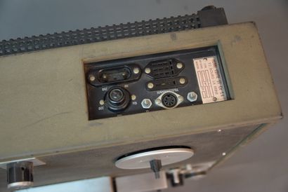 Magnétophone à bandes HENCOT H67B, (Henri...