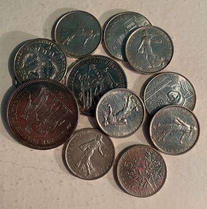 *Lot de pièces en argent

Poids : 183 g

(*...