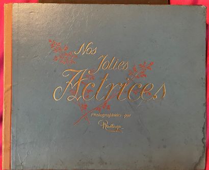 *Un livre 