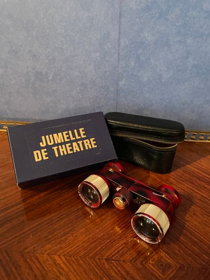 *Paire de jumelles de théâtre

(* Vendu sur...