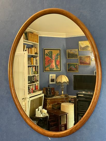 *Miroir ovale moderne

75 x 61 cm

(* Vendu...