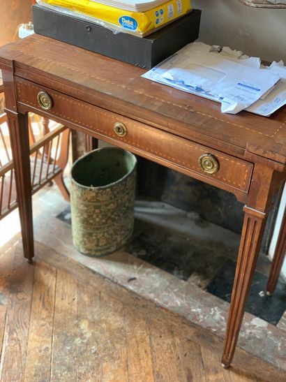 Table à jeux portefeuille en bois naturel...