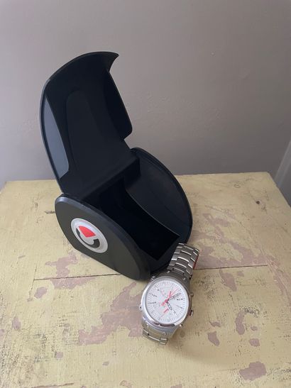 SECTOR

Bracelet montre d'homme en métal...