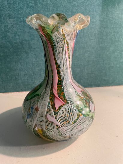 *MURANO

Vase murrine en verre, col ourlé

Hauteur...