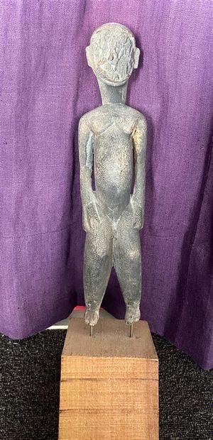
African statuette in carved wood.




Height...