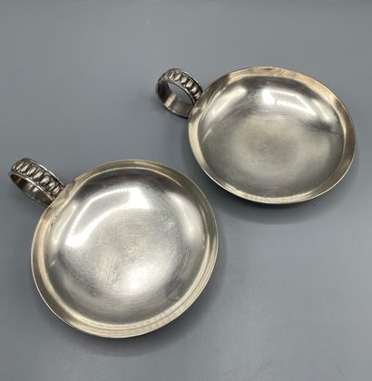 Pair of silver plated cups forming a taste-tin,...