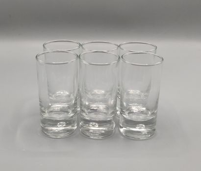 Grand verre à pied en cristal à décor de...
