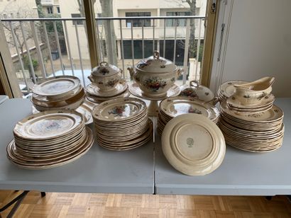 VILLEROY & BOCH

Partie de service comprenant...