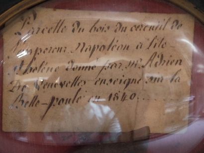 Reliquaire contenant un morceau présumée...