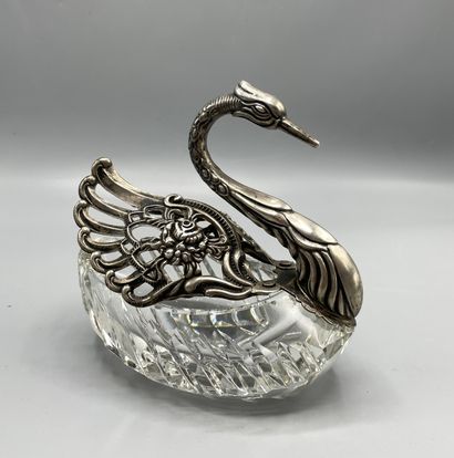 Small silver plated cup representing a swan,...