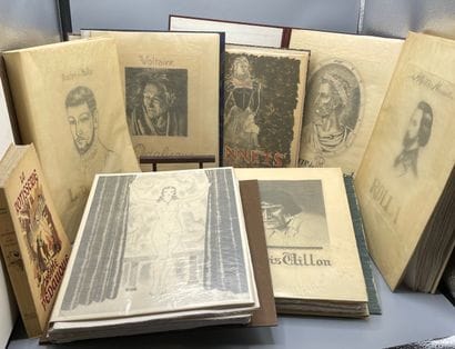 7 miscellaneous volumes illustrated in slipcase...