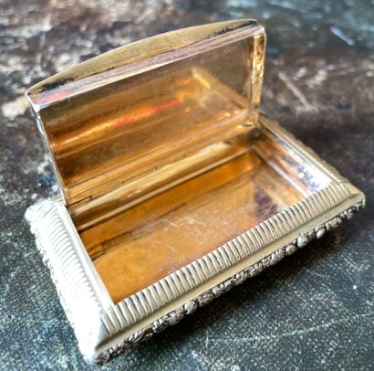 Tabatière en vermeil à décor de frises de...