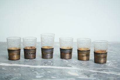 
Six verres à liqueur en cristal, monture...