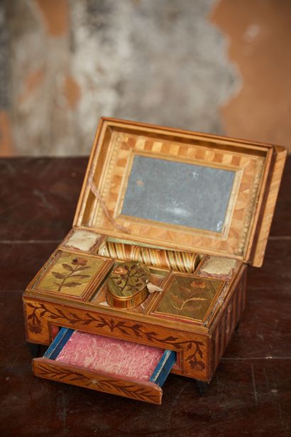Small chest of drawers forming a sewing box...