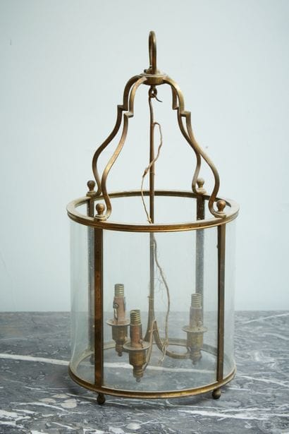 Bronze lantern with three lights.

18th century...