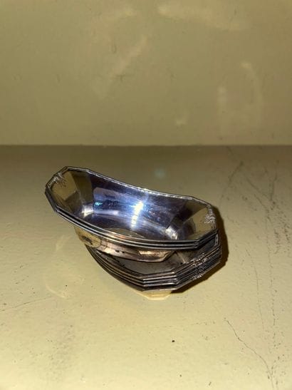 GORHAM

Suite de huit salerons en argent...