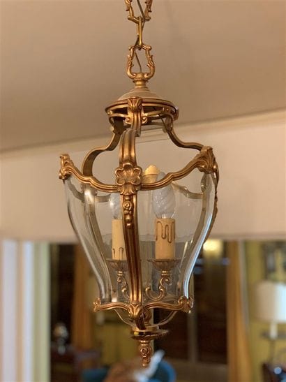 Petite suspension cage en bronze doré à deux...