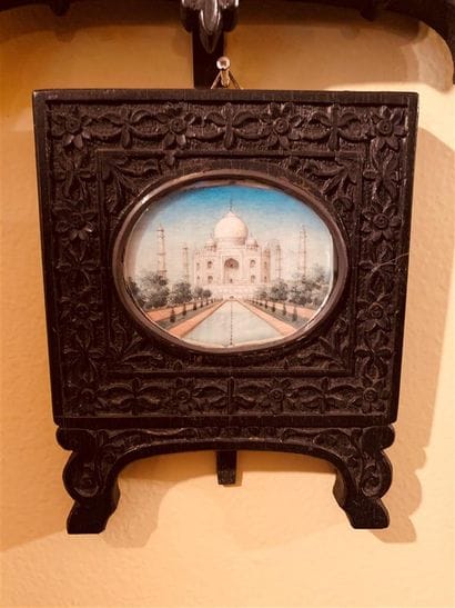 
Miniature ovale représentant une vue du...