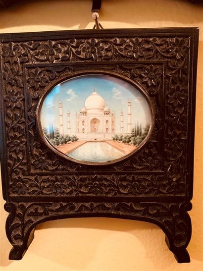 
Miniature ovale représentant une vue du...