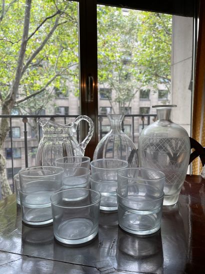 
Partie de service en verre comprenant 10...