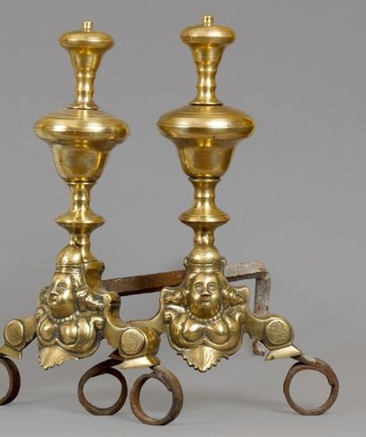 Paire de chenets en laiton et fer forgé 