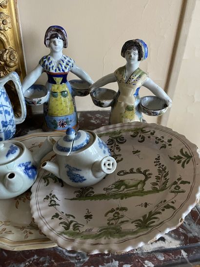 Lot de faïences et porcelaines modernes (fels...
