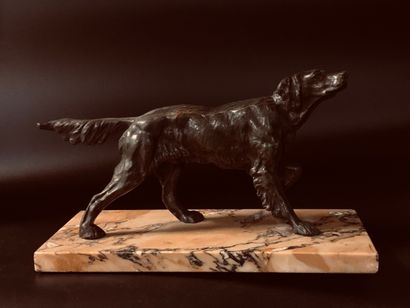 D'après E. BENOIT

Epagneul à l'arrêt

Sculpture...