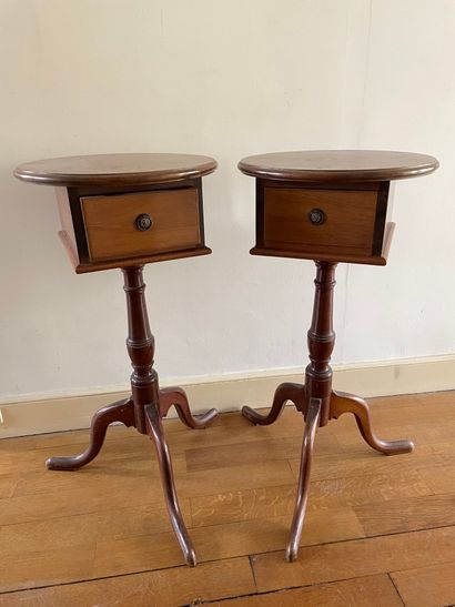 Deux tables de chevet modernes

Hauteur :...