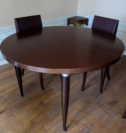 Table de salle à manger moderne et quatre...