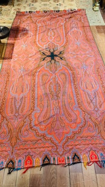 
Grand châle rectangulaire en laine à motifss...
