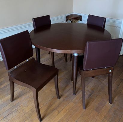 Table de salle à manger moderne et quatre...