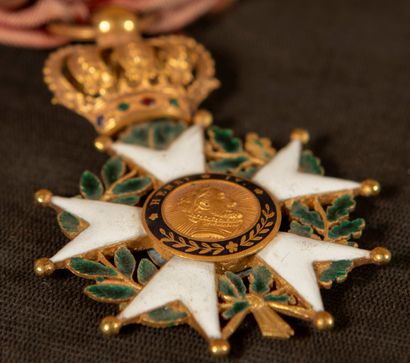 
Légion d'honneur en or (officier)




Epoque...