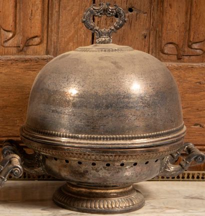 
Paire de réchauds et leurs cloches en métal...