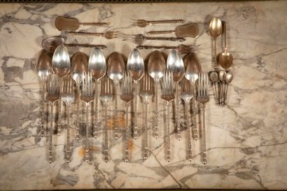 
Partie de ménagère de couverts en argent,...