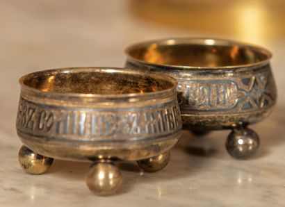 
RUSSIE




Paire de salières en vermeil...