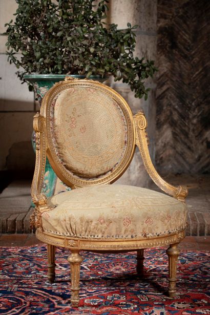 
Small carved and gilded wood chair with...