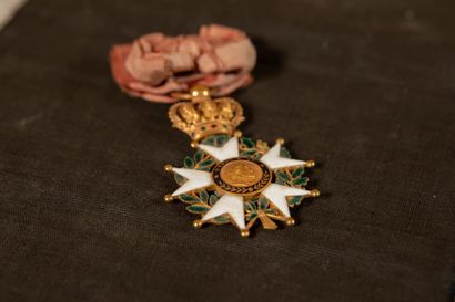 
Légion d'honneur en or (officier)




Epoque...