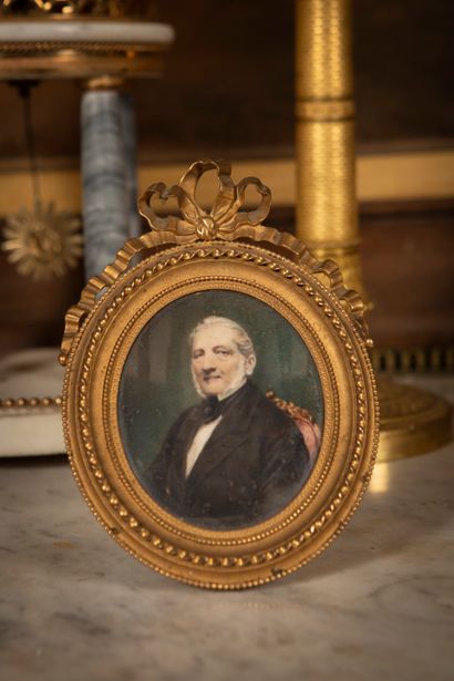 
Ecole Française du XIXe siècle




Portrait...