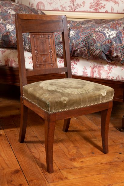 
Two mahogany and mahogany veneer chairs...