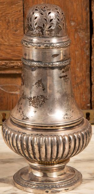 
PUIFORCAT




Saupoudroir en argent sur...