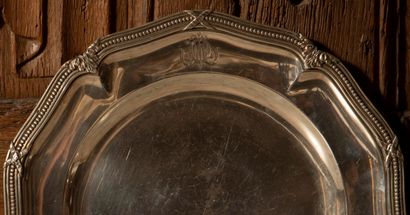 
Adolphe BOULENGER




Paire de plats ronds...