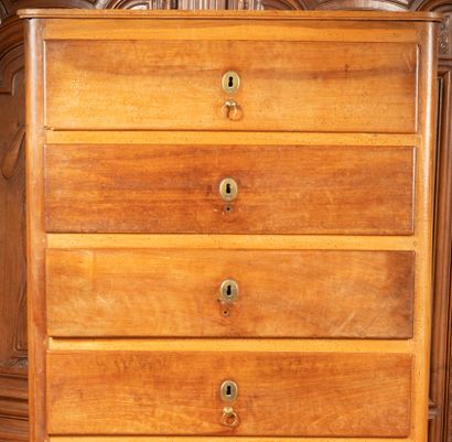 
Semainier in natural wood opening to seven...
